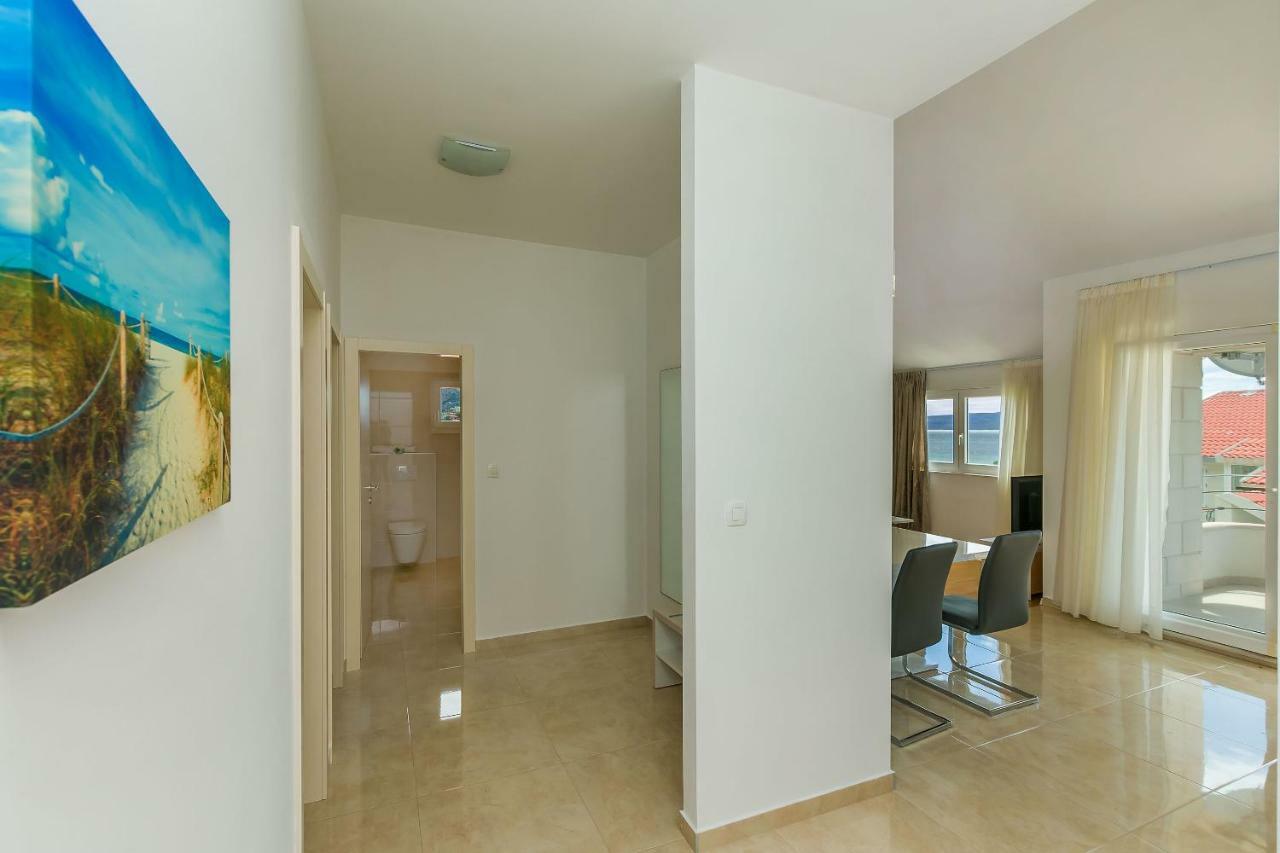 Apartments Villa Aquamarine Duće Kültér fotó