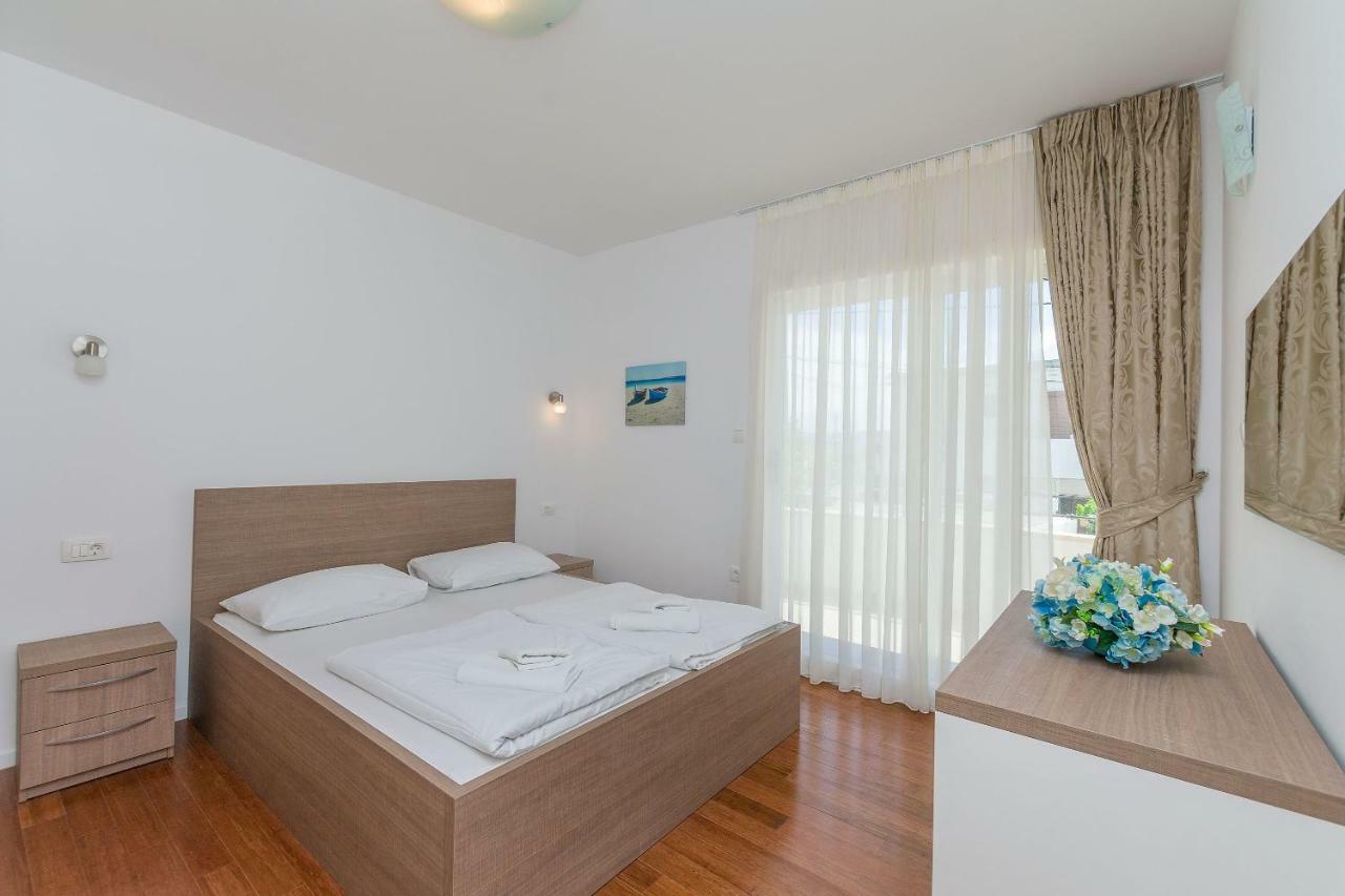 Apartments Villa Aquamarine Duće Kültér fotó