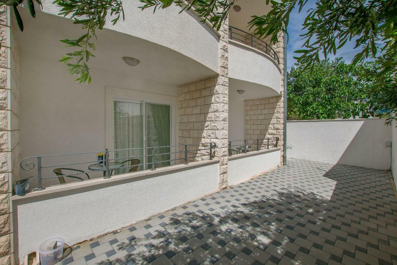 Apartments Villa Aquamarine Duće Kültér fotó