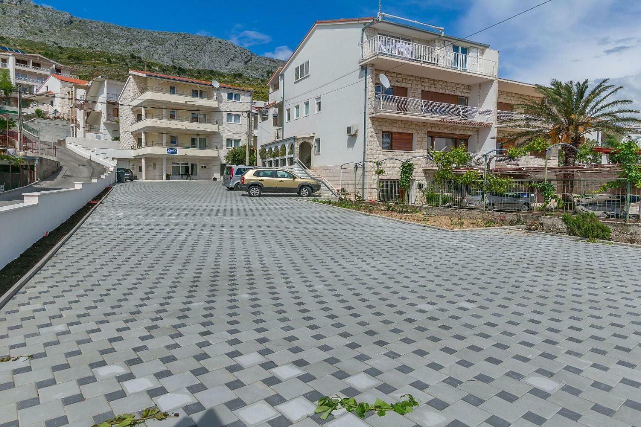 Apartments Villa Aquamarine Duće Kültér fotó